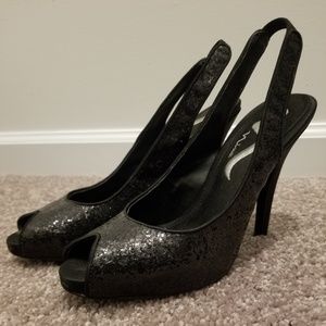 Black Peep-toe Ninas